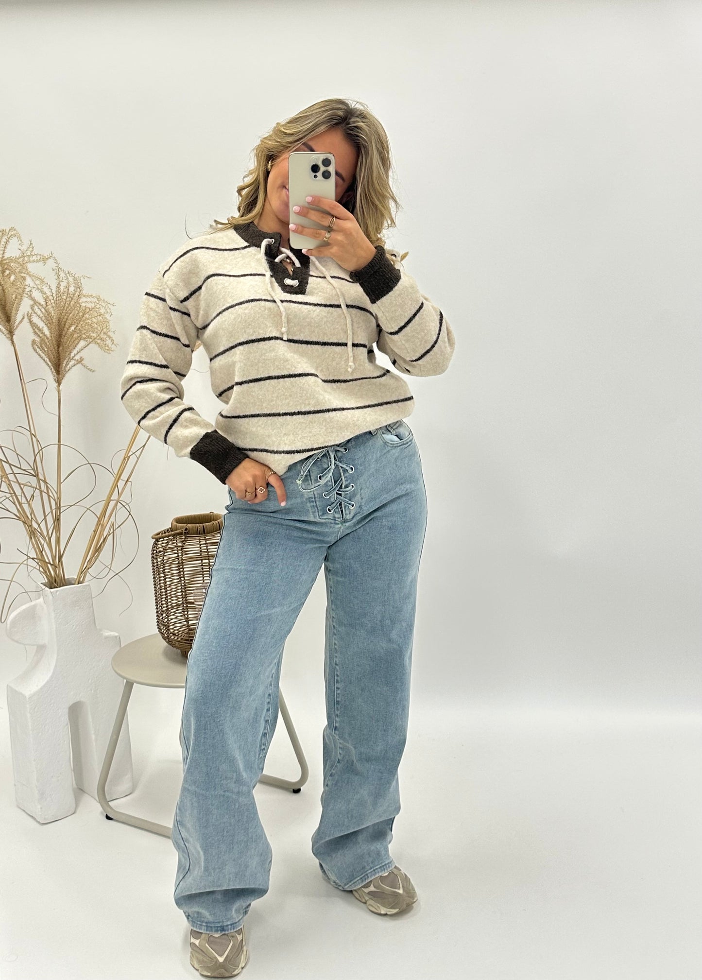 Noor trui gestreept veterhals