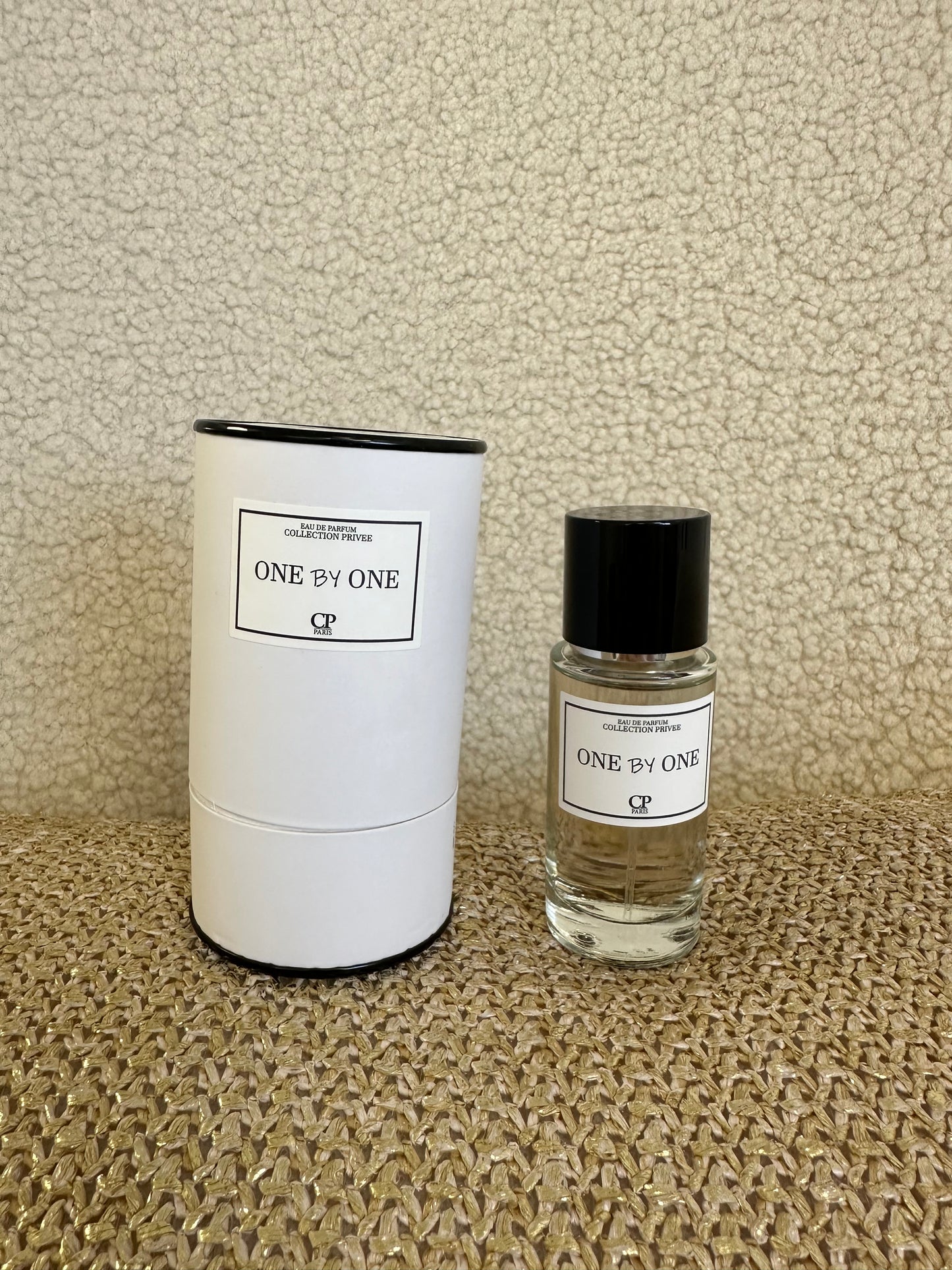 EAU DE PARFUM | ONE BY ONE