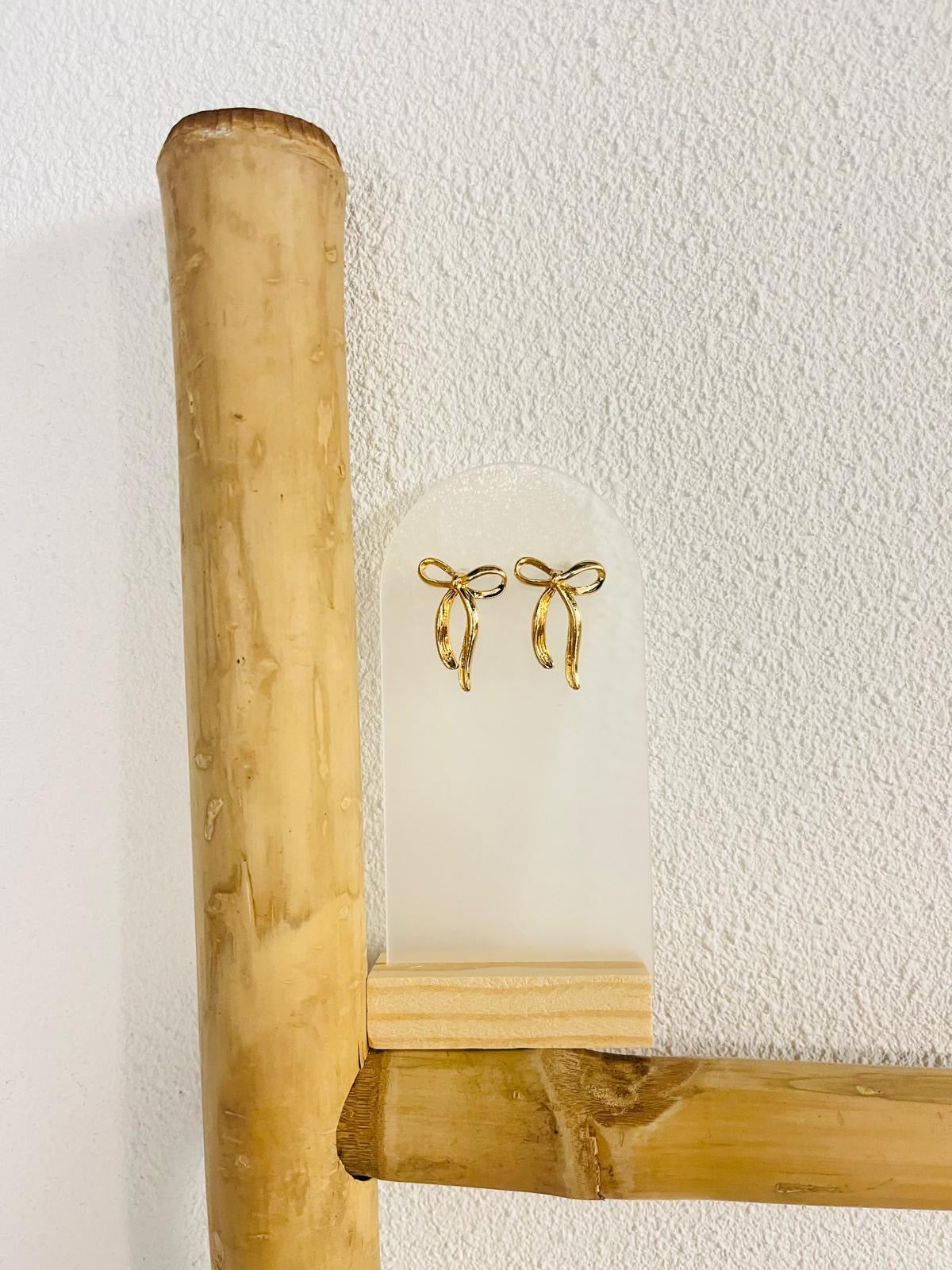 Oorbel grote strikjes goud