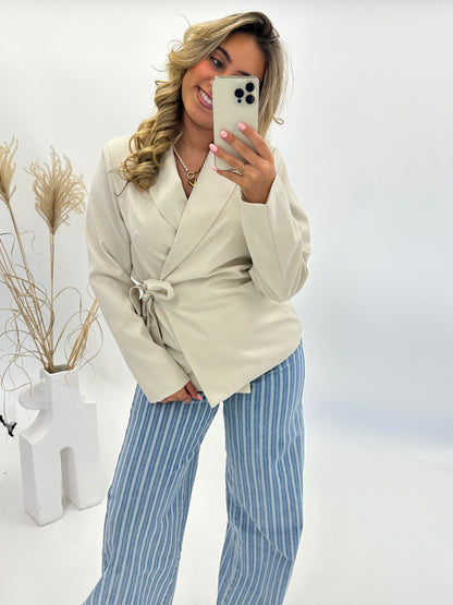 Nora blazer jasje overslag beige