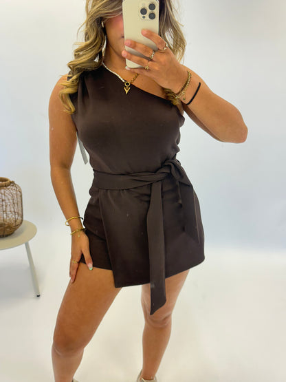 Belle One Shoulder jumpsuit kort - Brown PRE