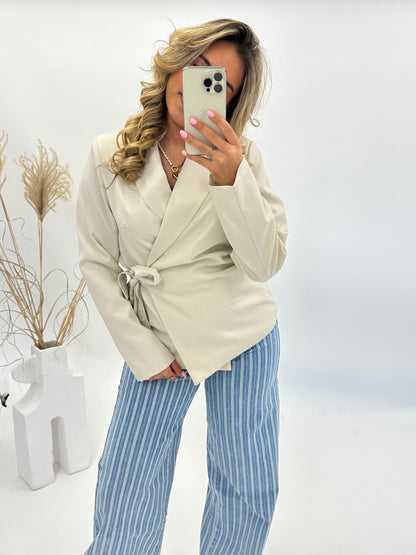 Nora blazer jasje overslag beige