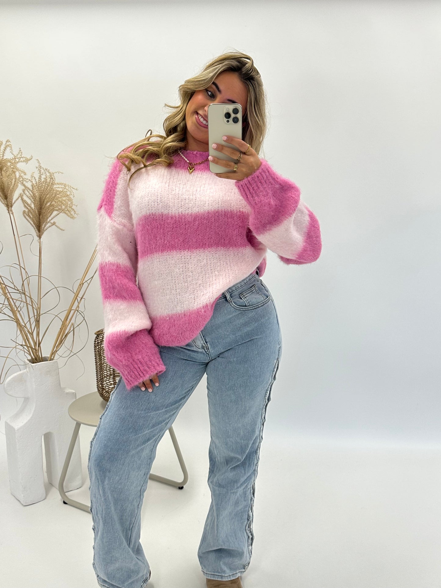 Mara trui roze