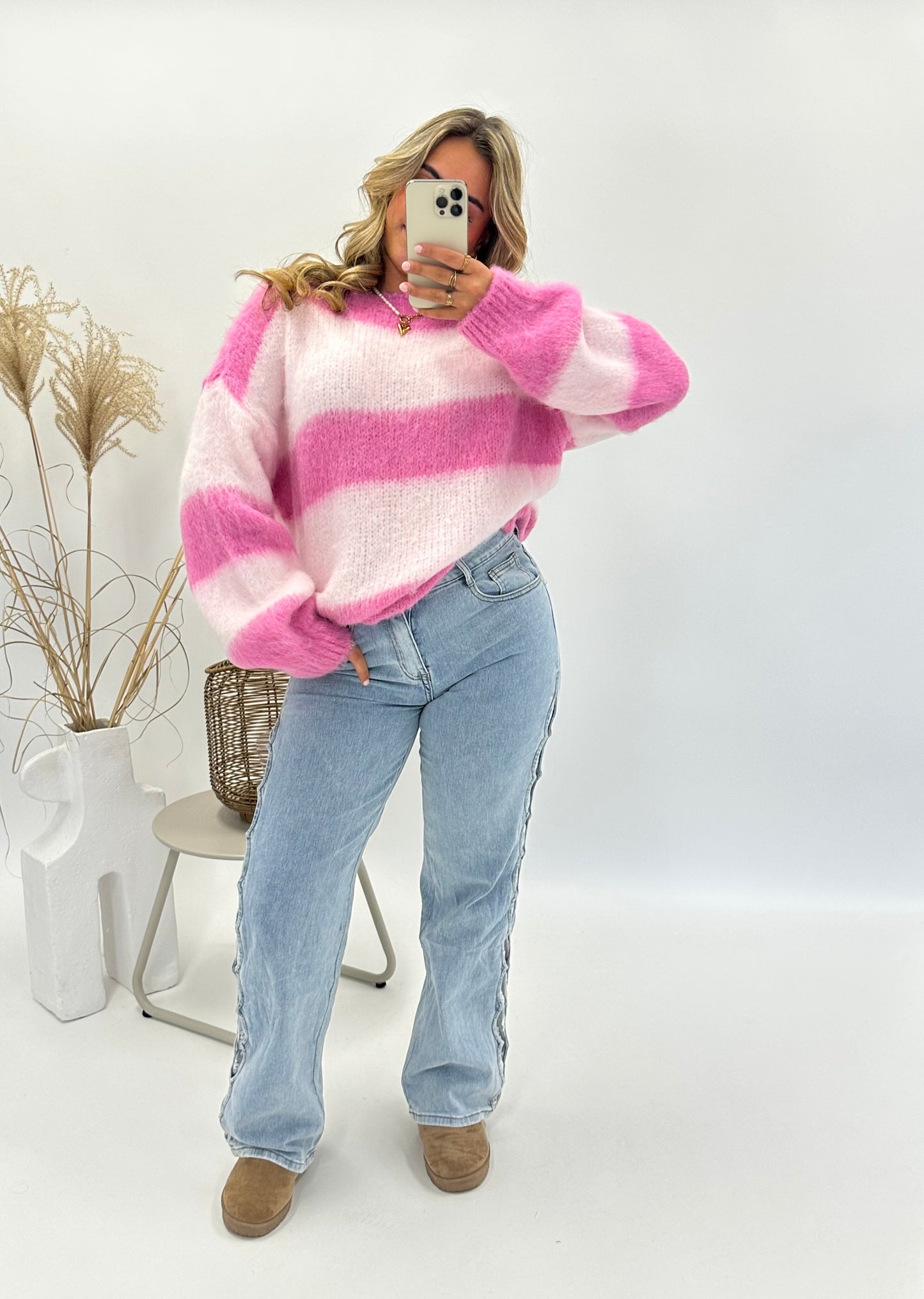 Mara trui roze
