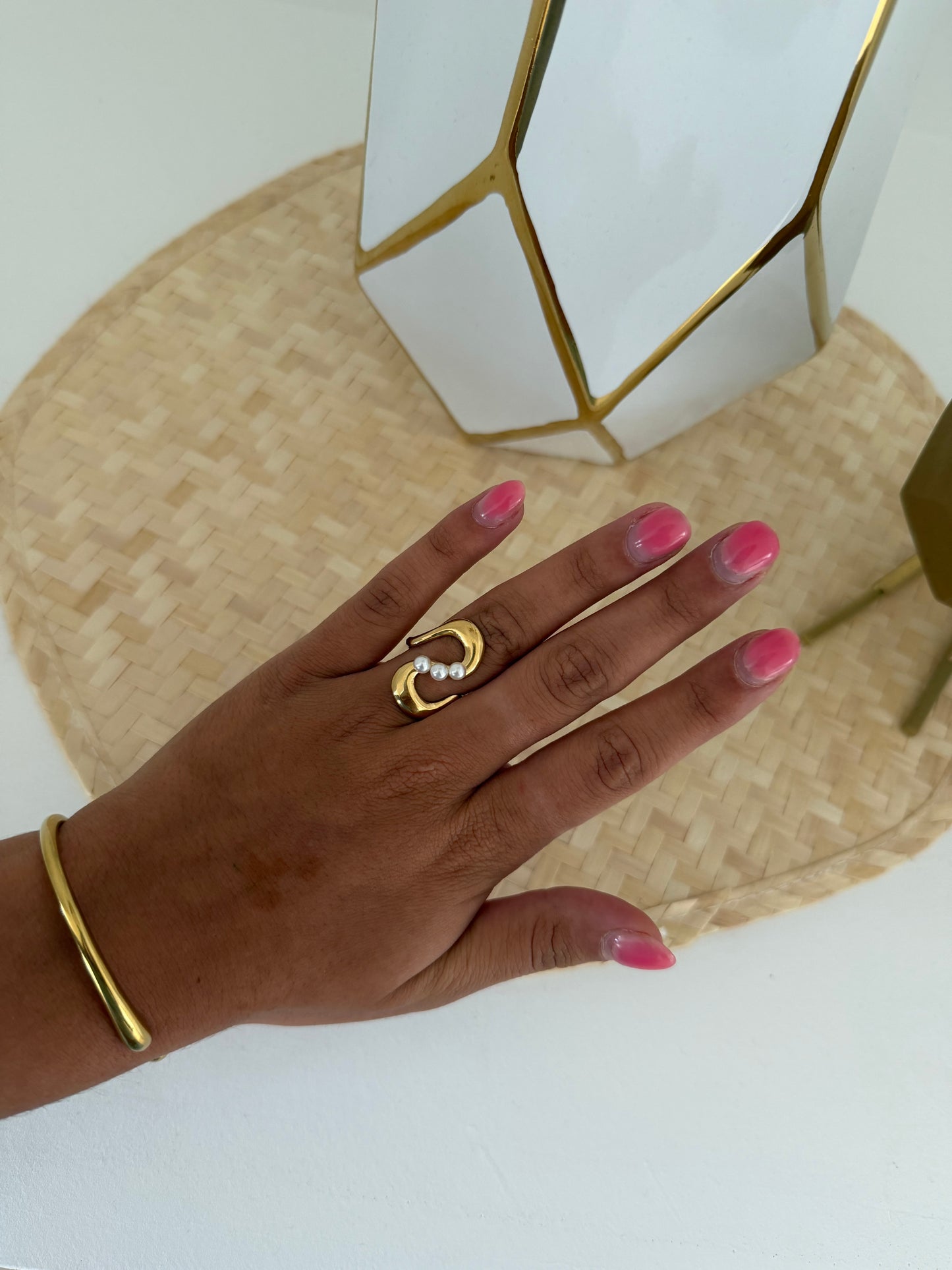 Luna Pearl Ring
