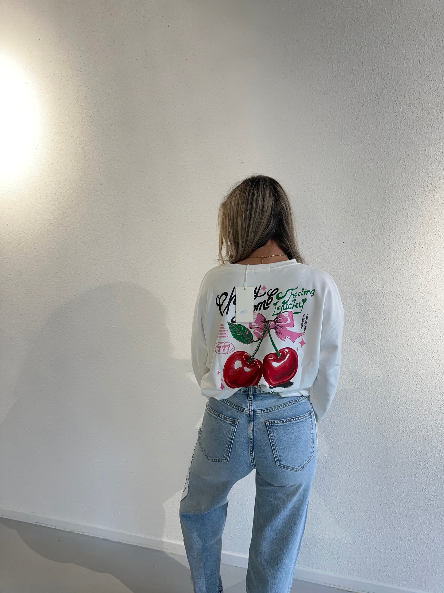 TRUI CHERRY - WIT