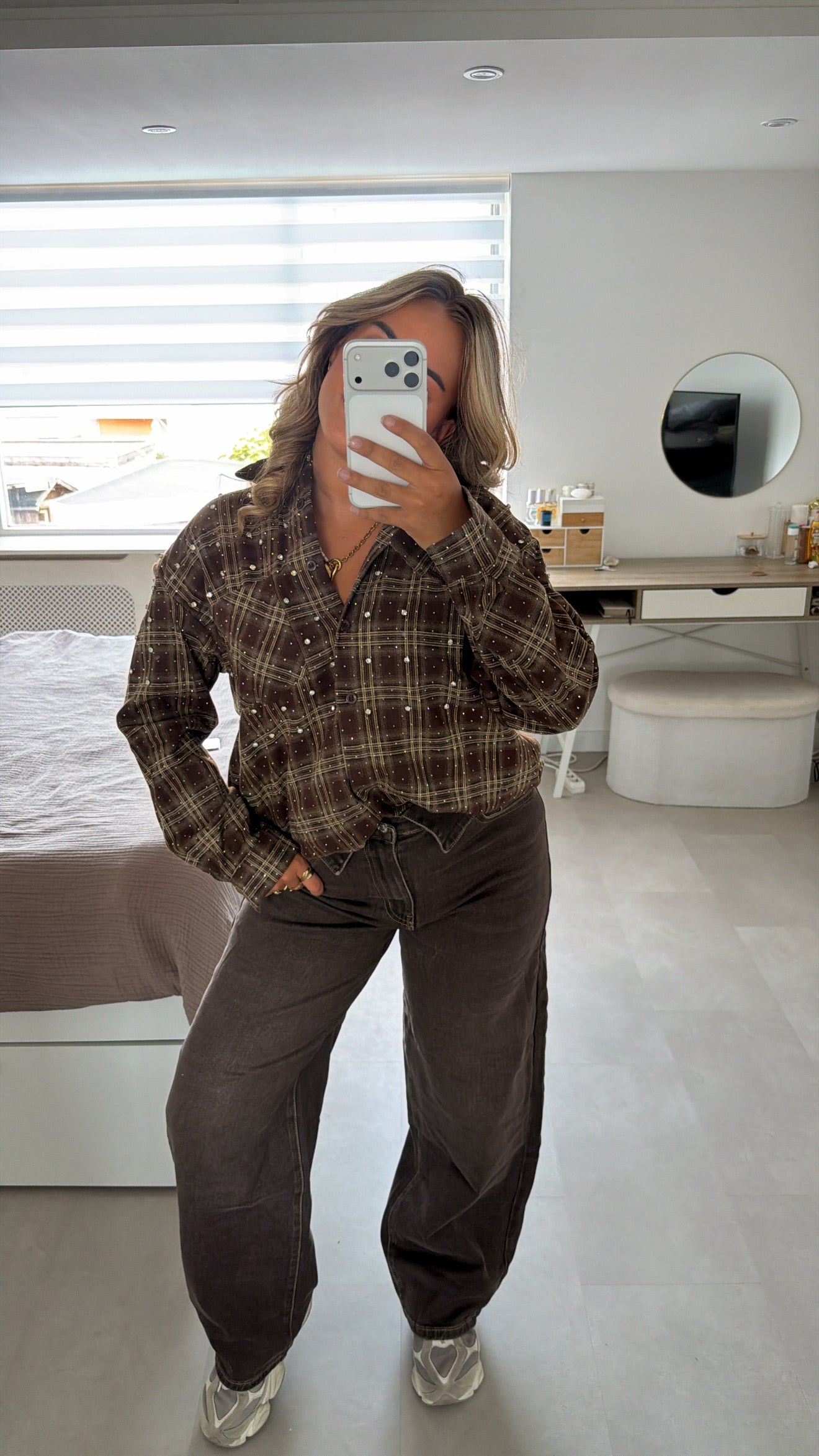 Faye Pearl Check Blouse -BROWN