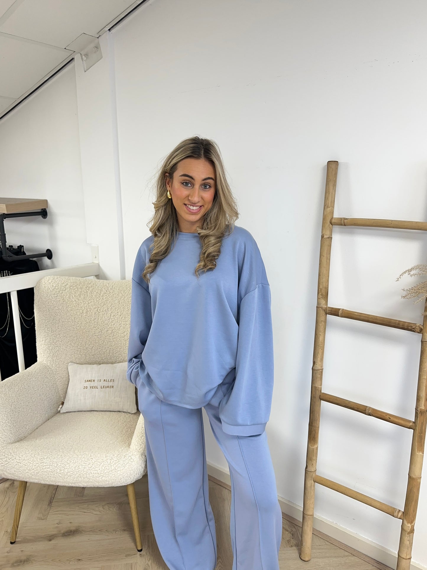 LARA COMFY SET - BLAUW