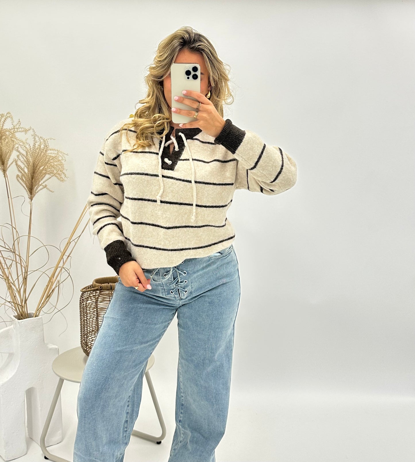 Noor trui gestreept veterhals