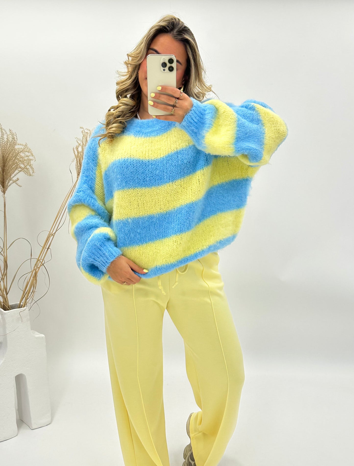 Lora trui pastel blauw geel