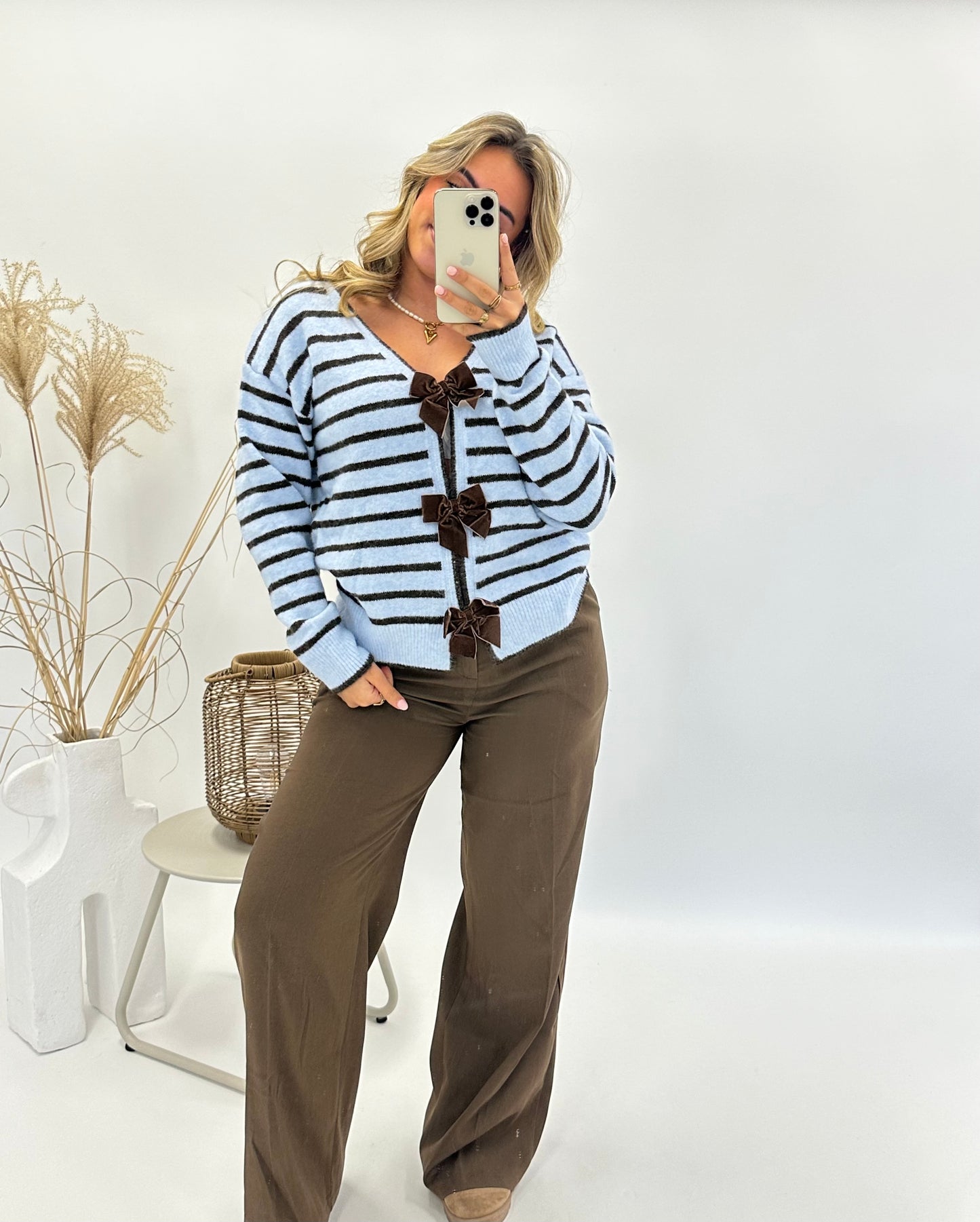 Zola trui strik blauw bruin