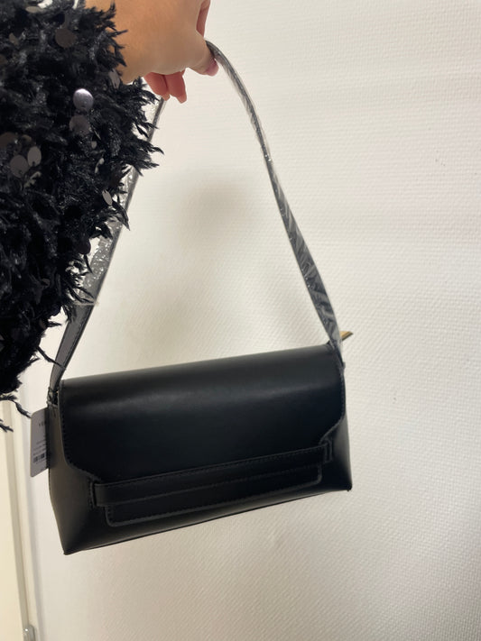 ZWARTE TAS