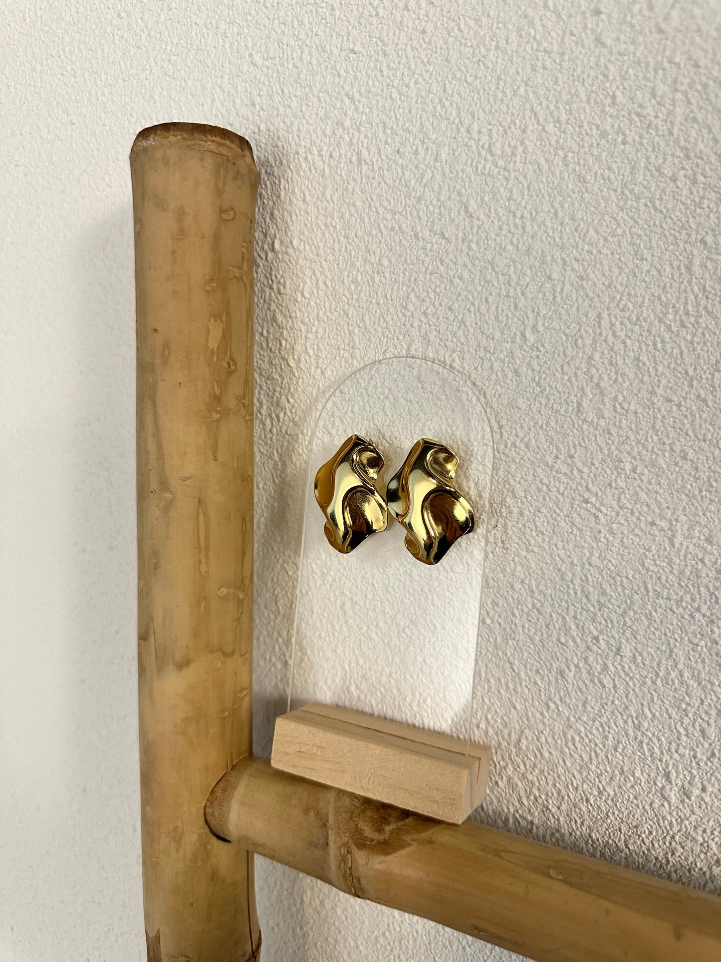 Oorbel wave goud