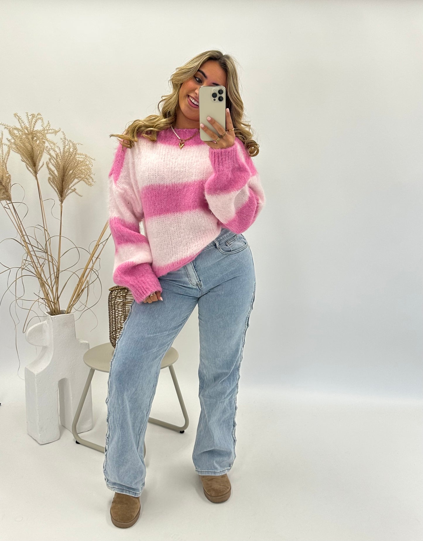 Mara trui roze