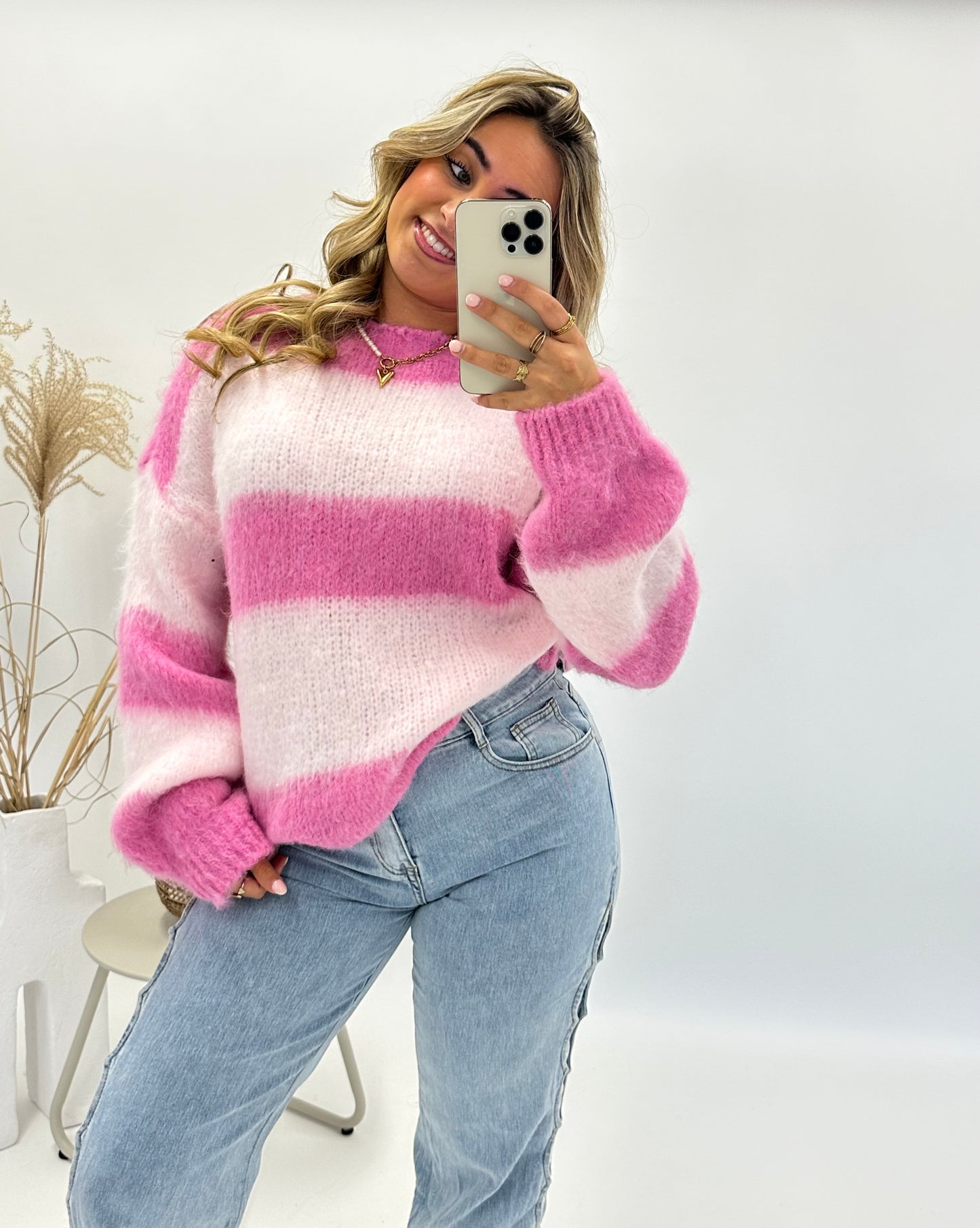 Mara trui roze