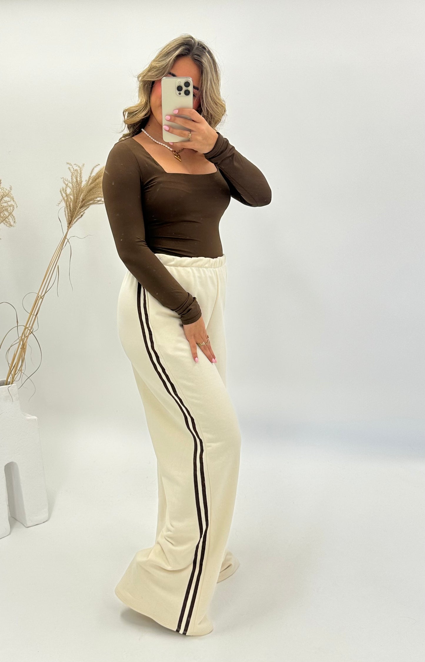 Vera jogger beige bruin