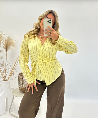 Milou wikkelblouse geel