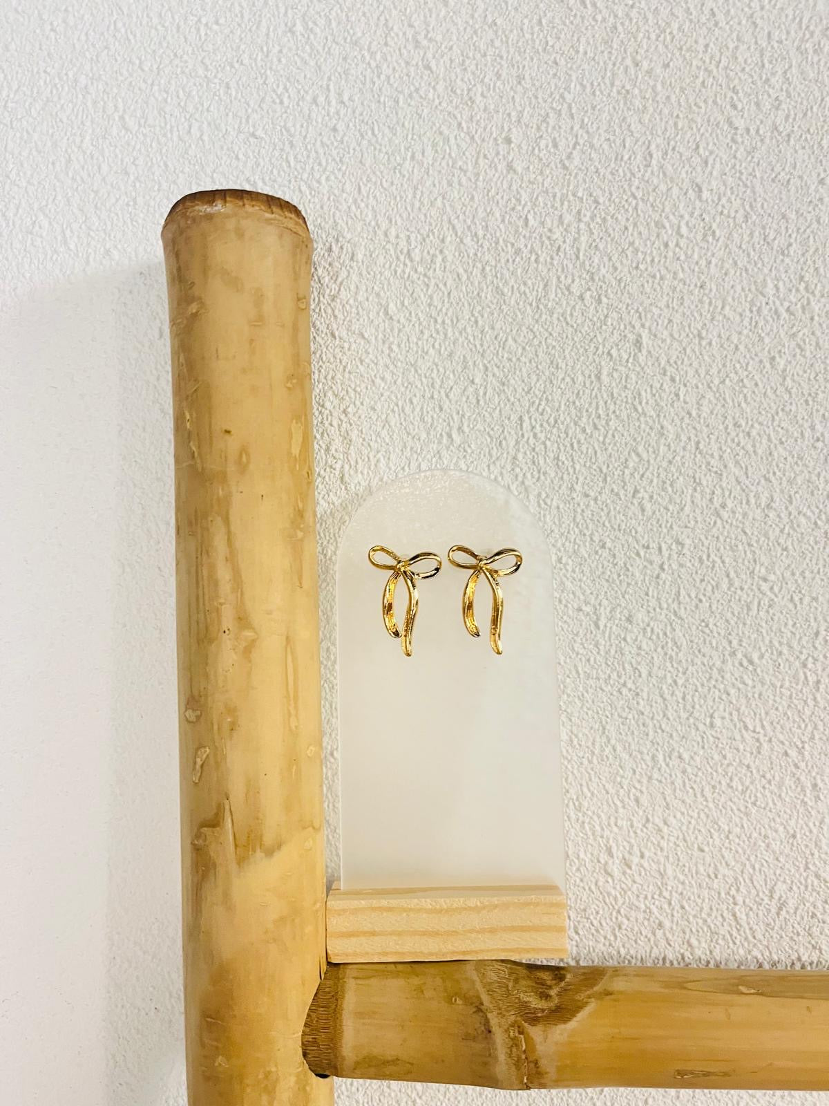 Oorbel grote strikjes goud